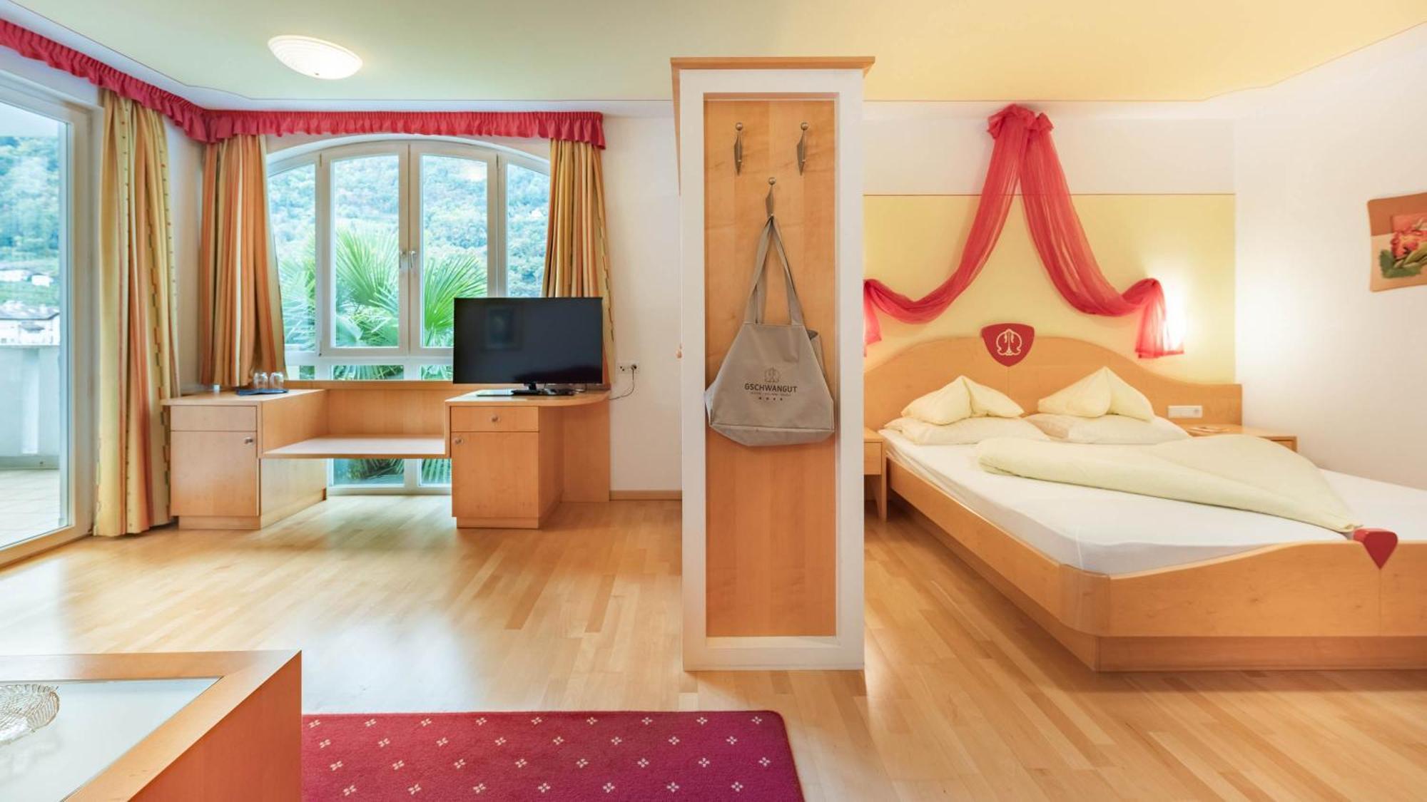 Hotel Gschwangut Лана Экстерьер фото